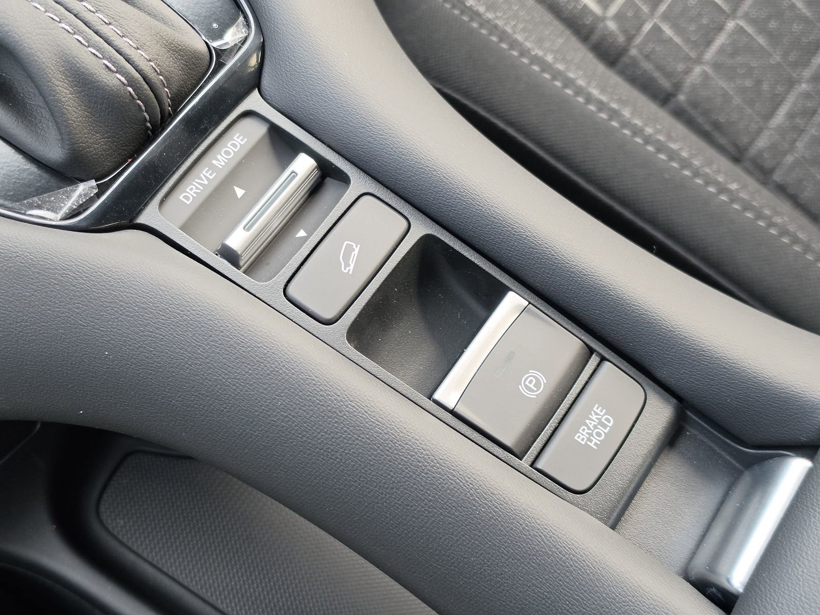 New 2026 Honda HR-V LX image 22