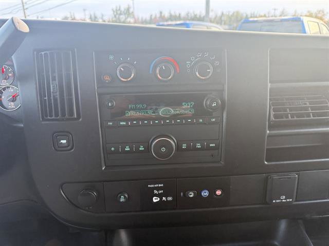 Used 2023 GMC Savana 2500 image 28