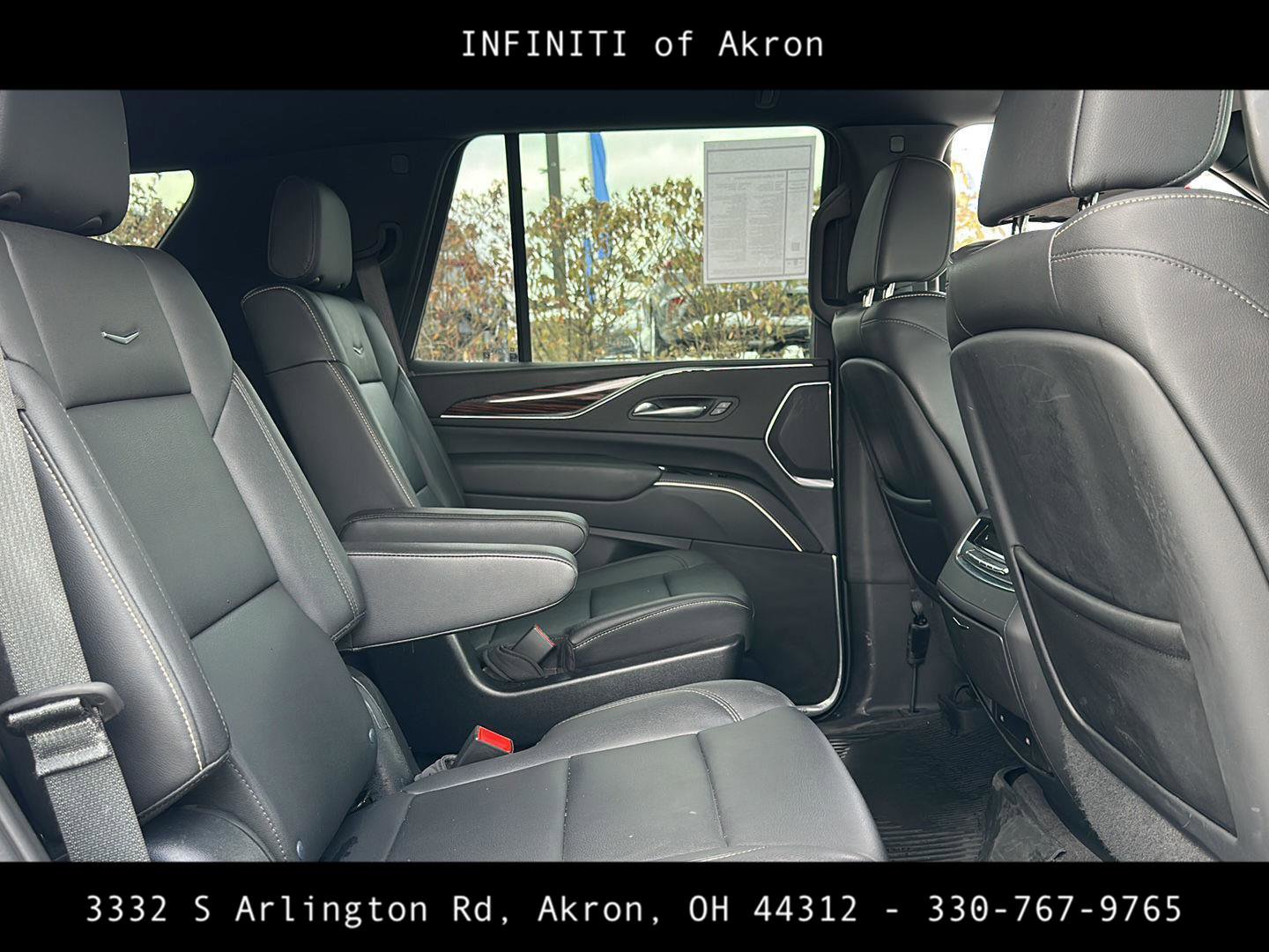 Used 2022 Cadillac Escalade Luxury image 30