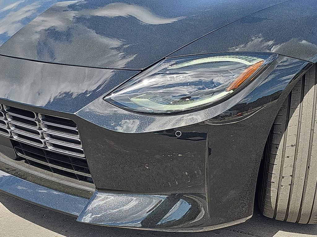 Used 2025 Nissan Z Sport w/ Floor Mat Package image 31