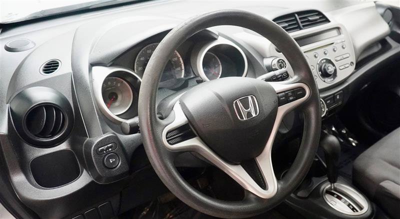 Used 2013 Honda Fit image 11