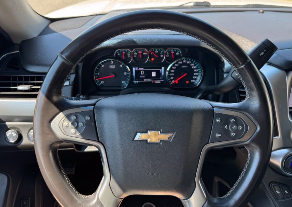 Used 2018 Chevrolet Suburban LT AWD/4WD image 14