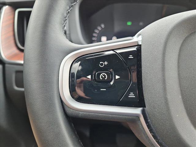 Used 2025 Volvo XC60 B5 Ultra w/ Protection Package Premier AWD/4WD image 15