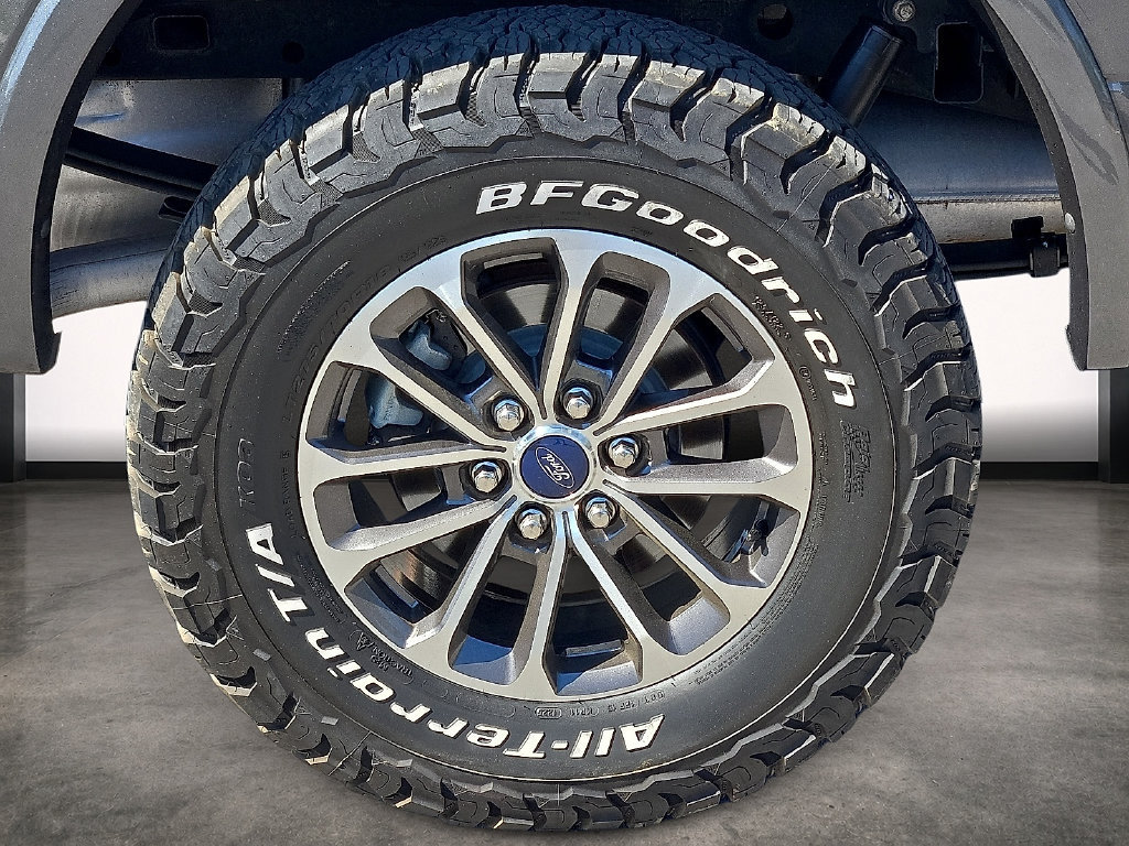Used 2019 Ford F150 XLT w/ Equipment Group 302A Luxury AWD/4WD image 7