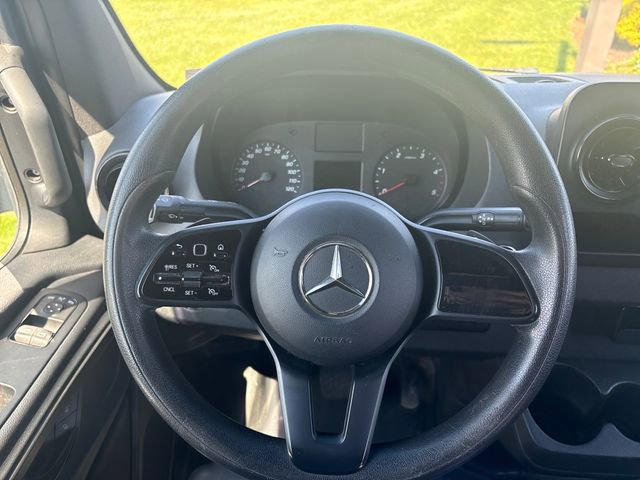 Used 2019 Mercedes-Benz Sprinter 2500 image 14