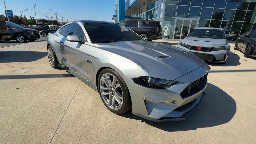 Used 2020 Ford Mustang GT w/ Black Accent Package RWD image 2