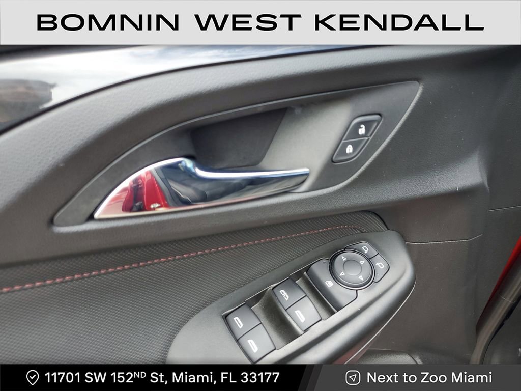 Used 2021 Chevrolet TrailBlazer RS w/ Sun and Liftgate Package image 24