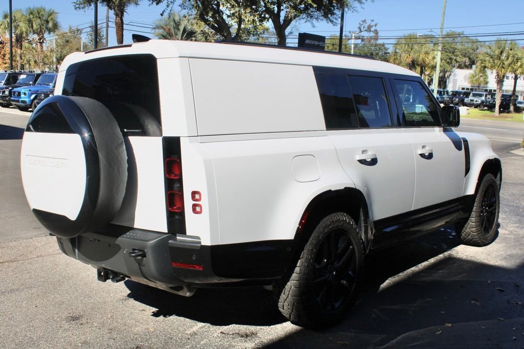 Used 2024 Land Rover Defender 130 Outbound image 7
