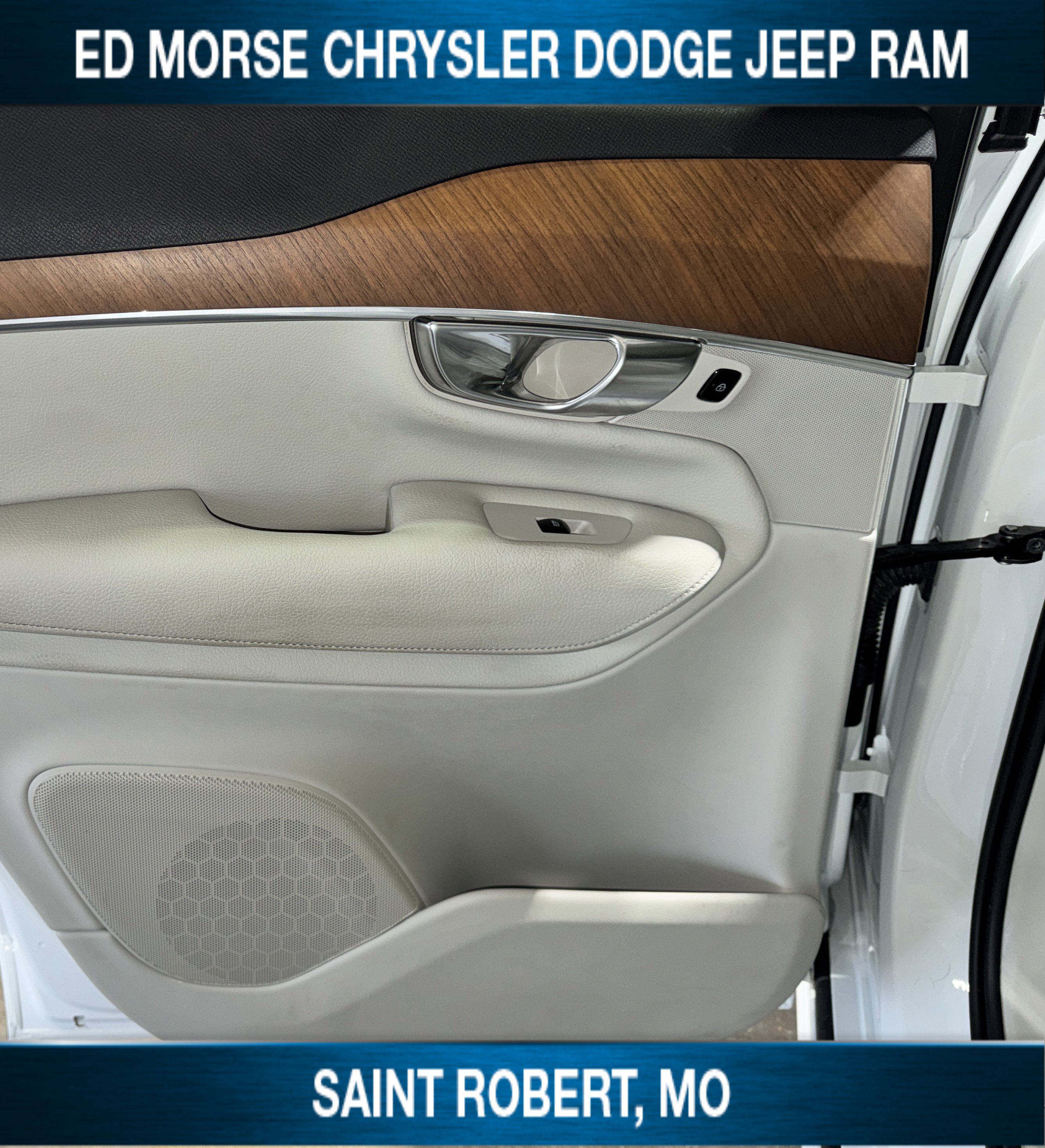 Used 2022 Volvo XC90 T6 Momentum w/ Advanced Package image 37