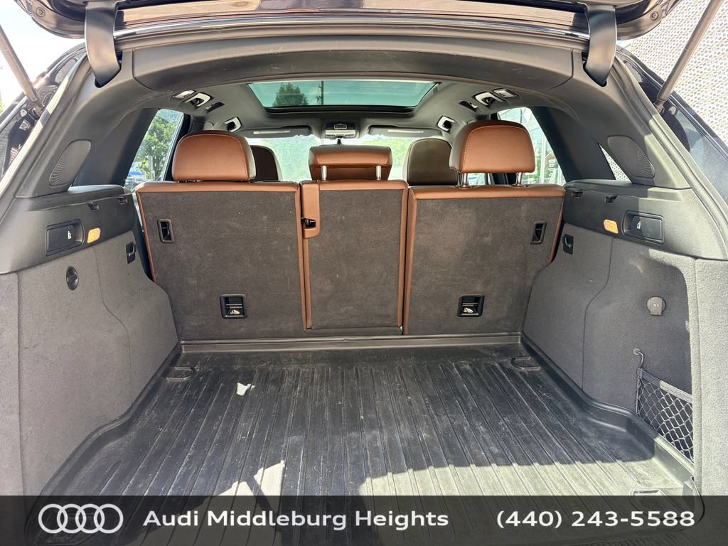 Used 2016 Audi Q5 2.0T Premium Plus w/ Technology Package AWD/4WD image 35