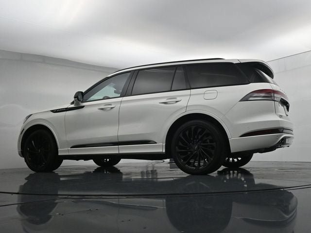 Used 2023 Lincoln Aviator Reserve w/ Equipment Group 201A AWD/4WD image 35