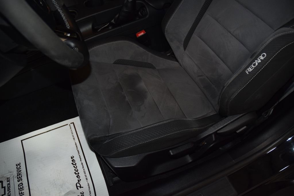 Used 2020 Ford Mustang Shelby GT350 w/ Technology Package image 39