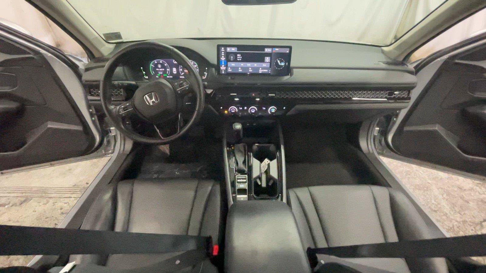 Used 2024 Honda Accord EX-L image 25