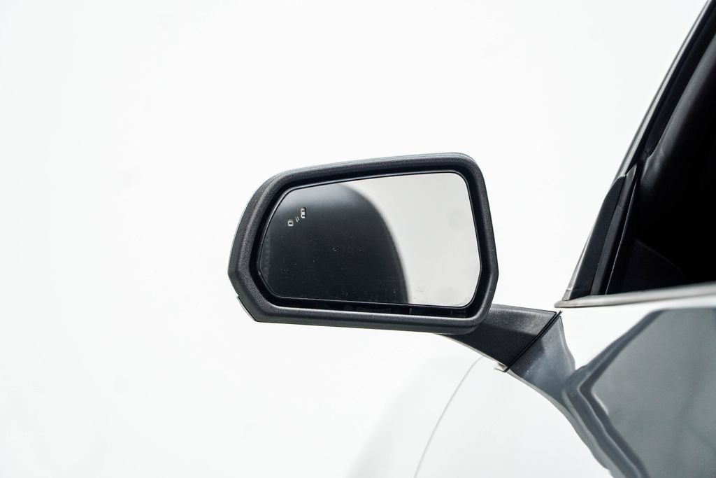 Used 2025 Ford Mustang Premium RWD image 17