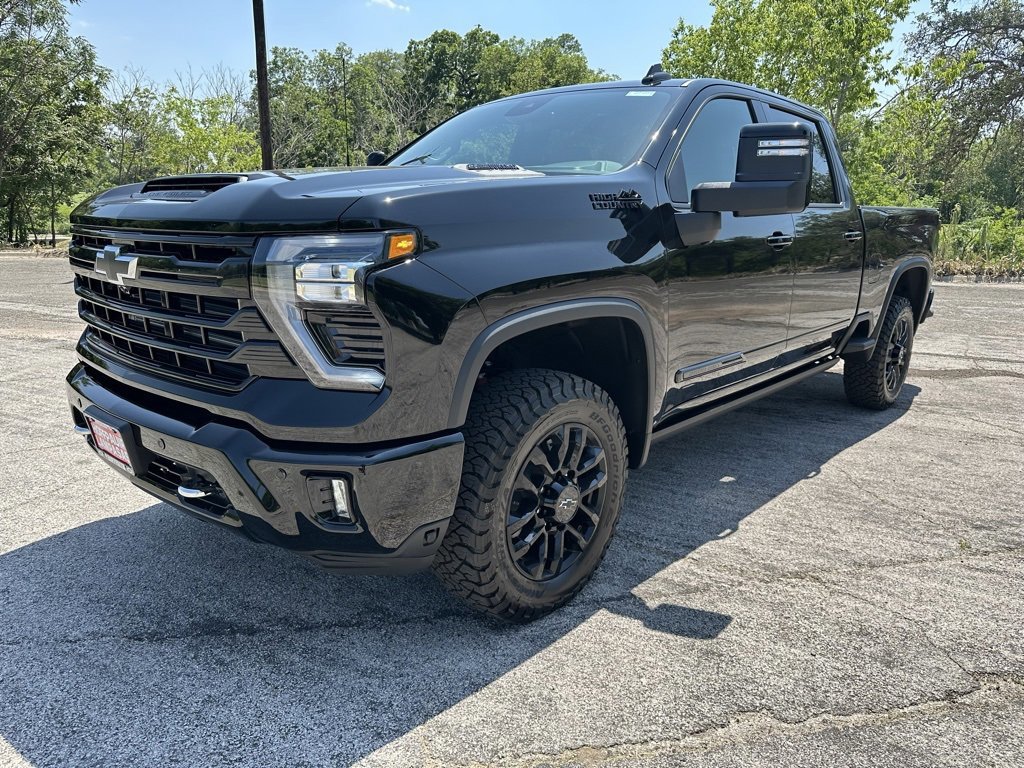 New 2025 Chevrolet Silverado 2500 High Country w/ Midnight Edition
