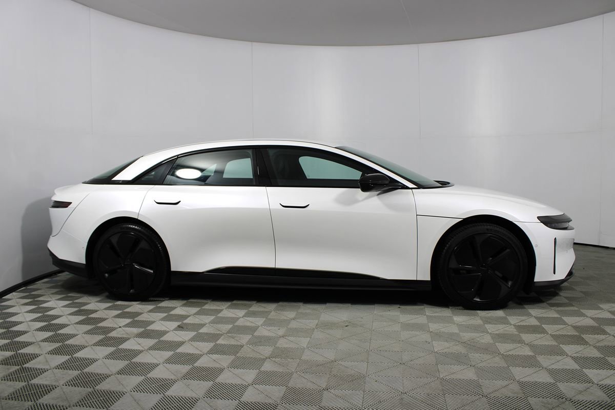 Used 2024 Lucid Air Pure image 39