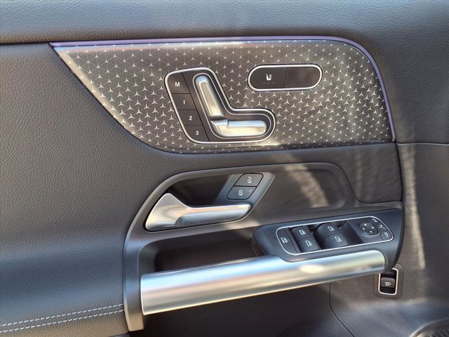 New 2026 Mercedes-Benz GLA 250 image 12