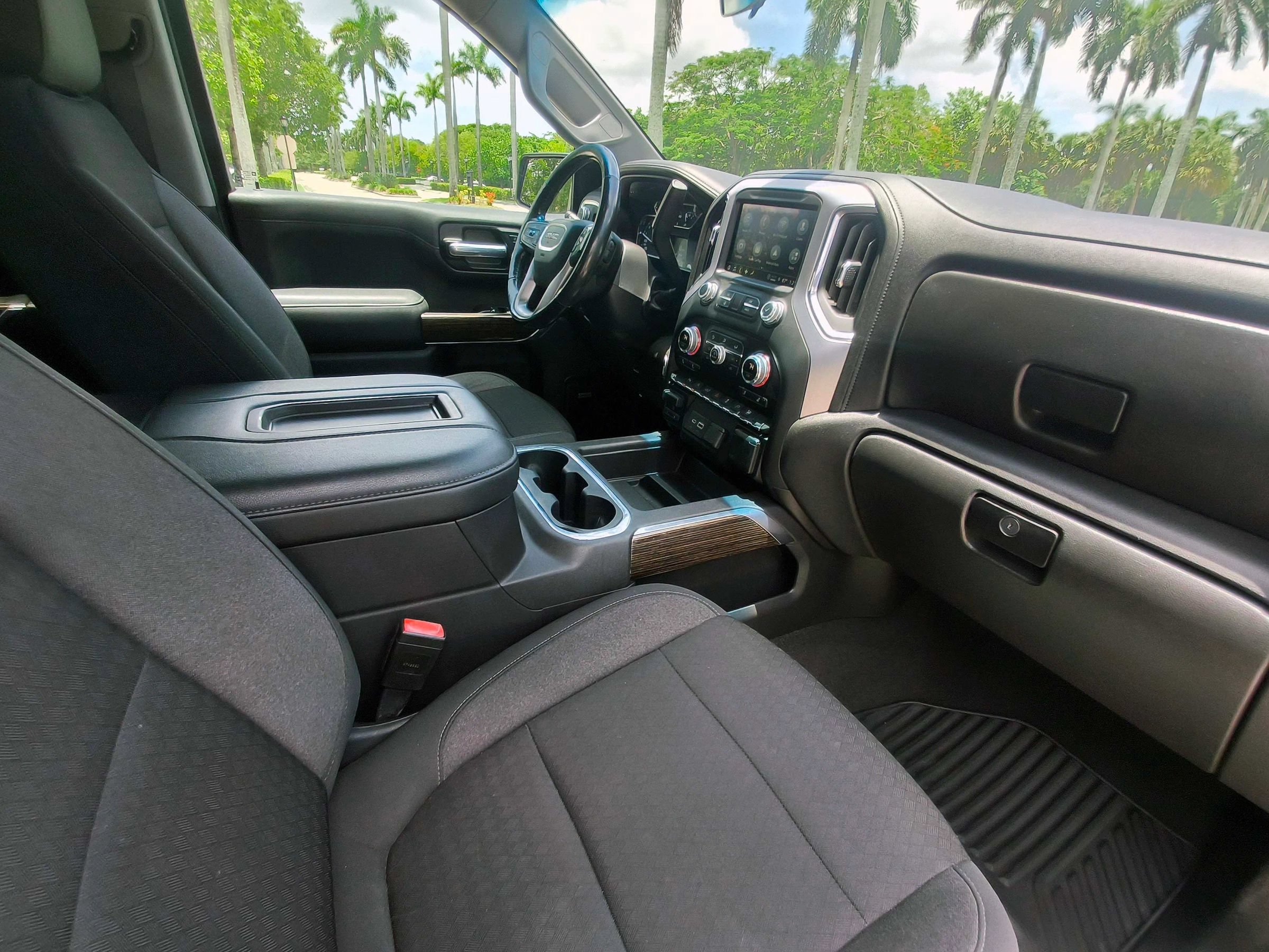 Used 2021 GMC Sierra 1500 Elevation w/ Preferred Package AWD/4WD image 32