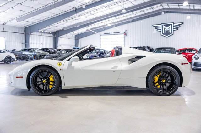 Used 2018 Ferrari 488 Spider image 3