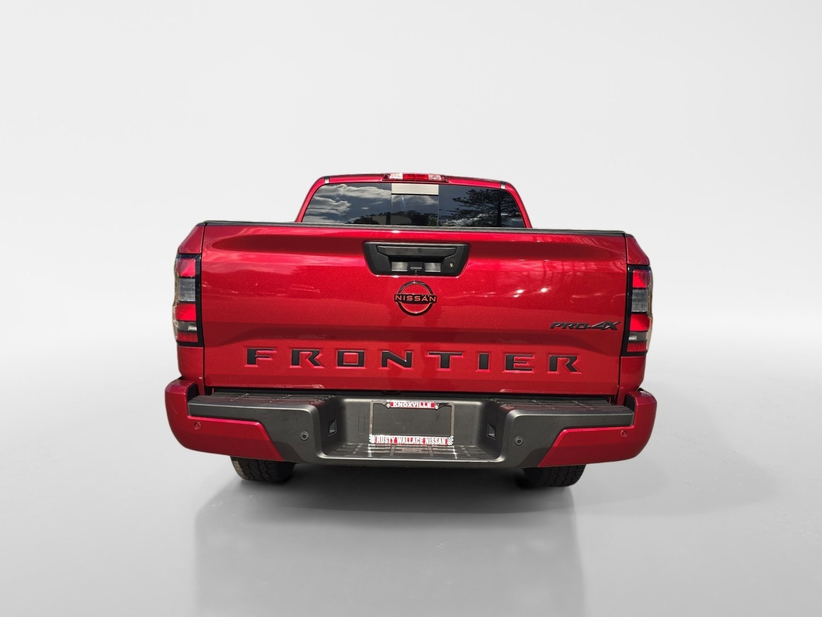 Used 2024 Nissan Frontier PRO-4X w/ Technology Package image 4