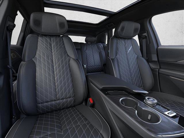 New 2026 Cadillac Lyriq V image 16