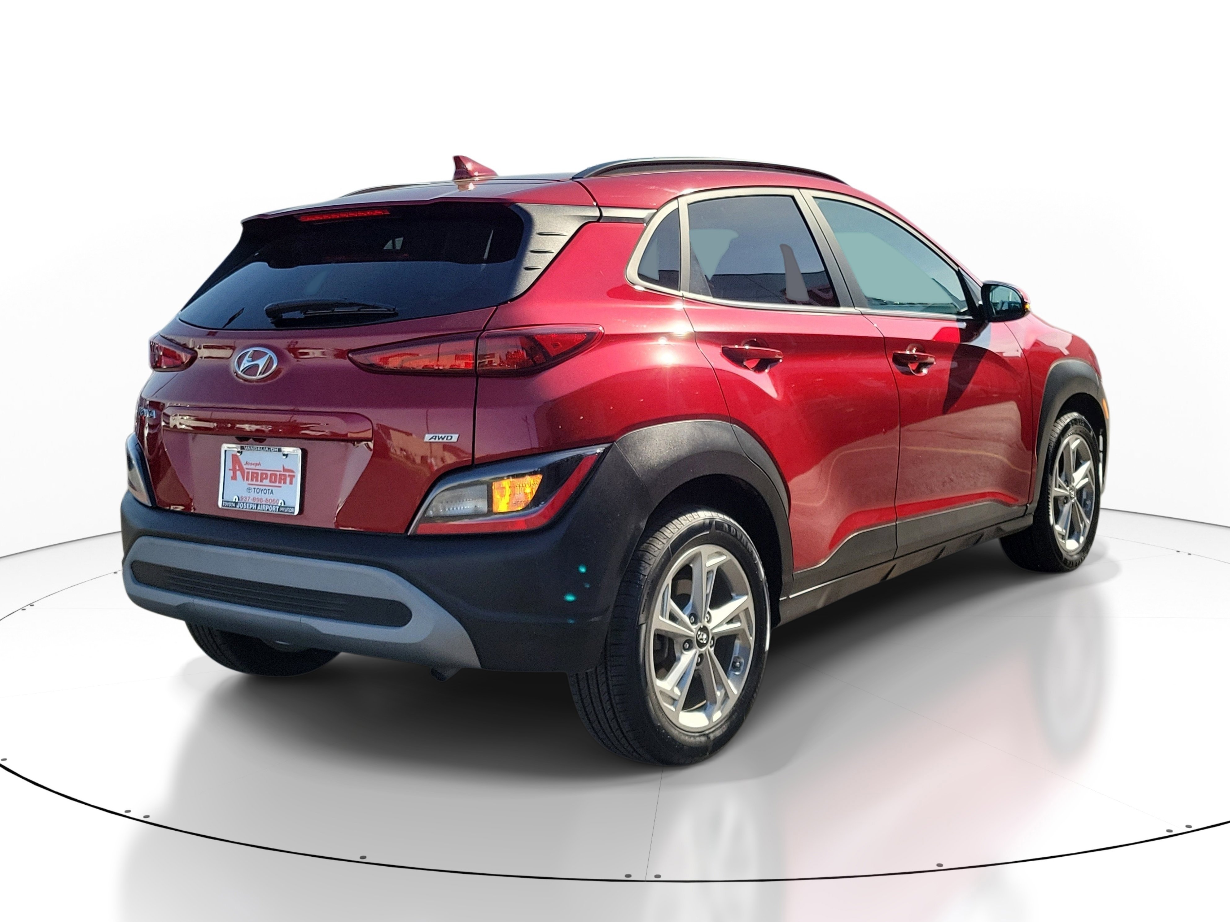 Used 2023 Hyundai Kona SEL w/ Cargo Package AWD/4WD image 4