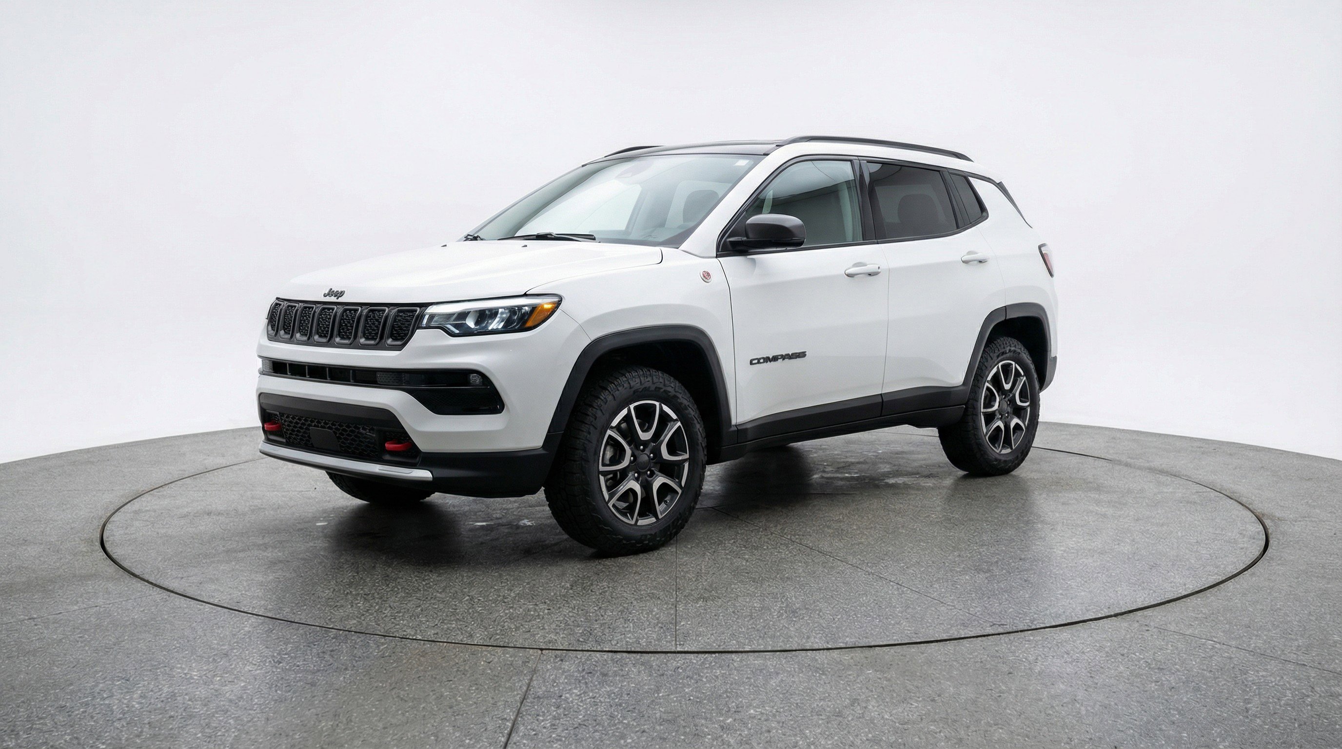 Used 2025 Jeep Compass Trailhawk w/ Trailer Tow Group image 3