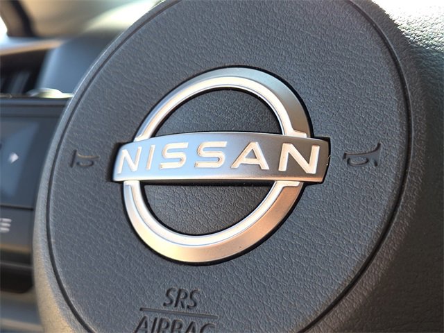 Used 2022 Nissan Pathfinder S image 22