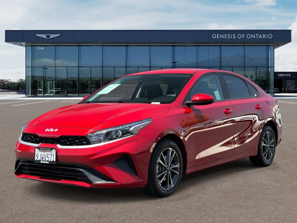 Used 2024 Kia Forte LXS FWD image 3