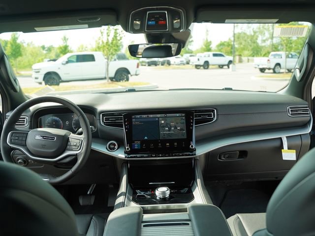 New 2026 Jeep Grand Wagoneer L Limited AWD/4WD image 25
