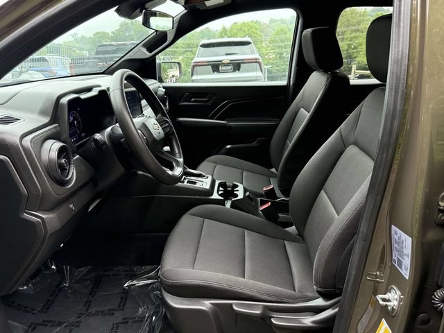 Certified 2024 Chevrolet Colorado W/T RWD image 10