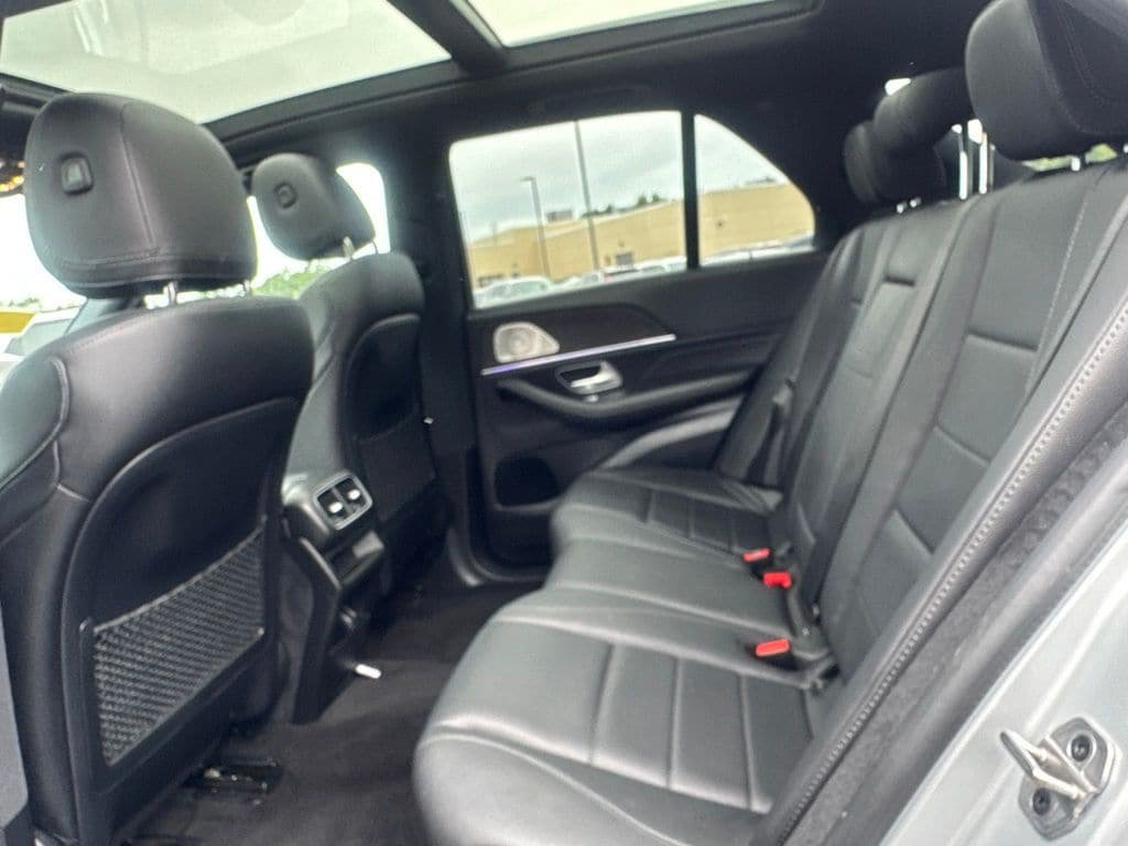 Used 2021 Mercedes-Benz GLE 450 4MATIC w/ Premium Package image 25