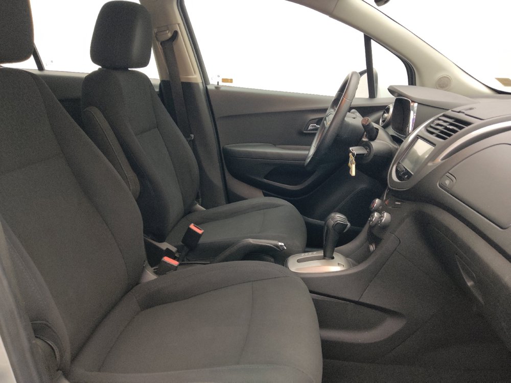 Used 2016 Chevrolet Trax LS FWD image 21