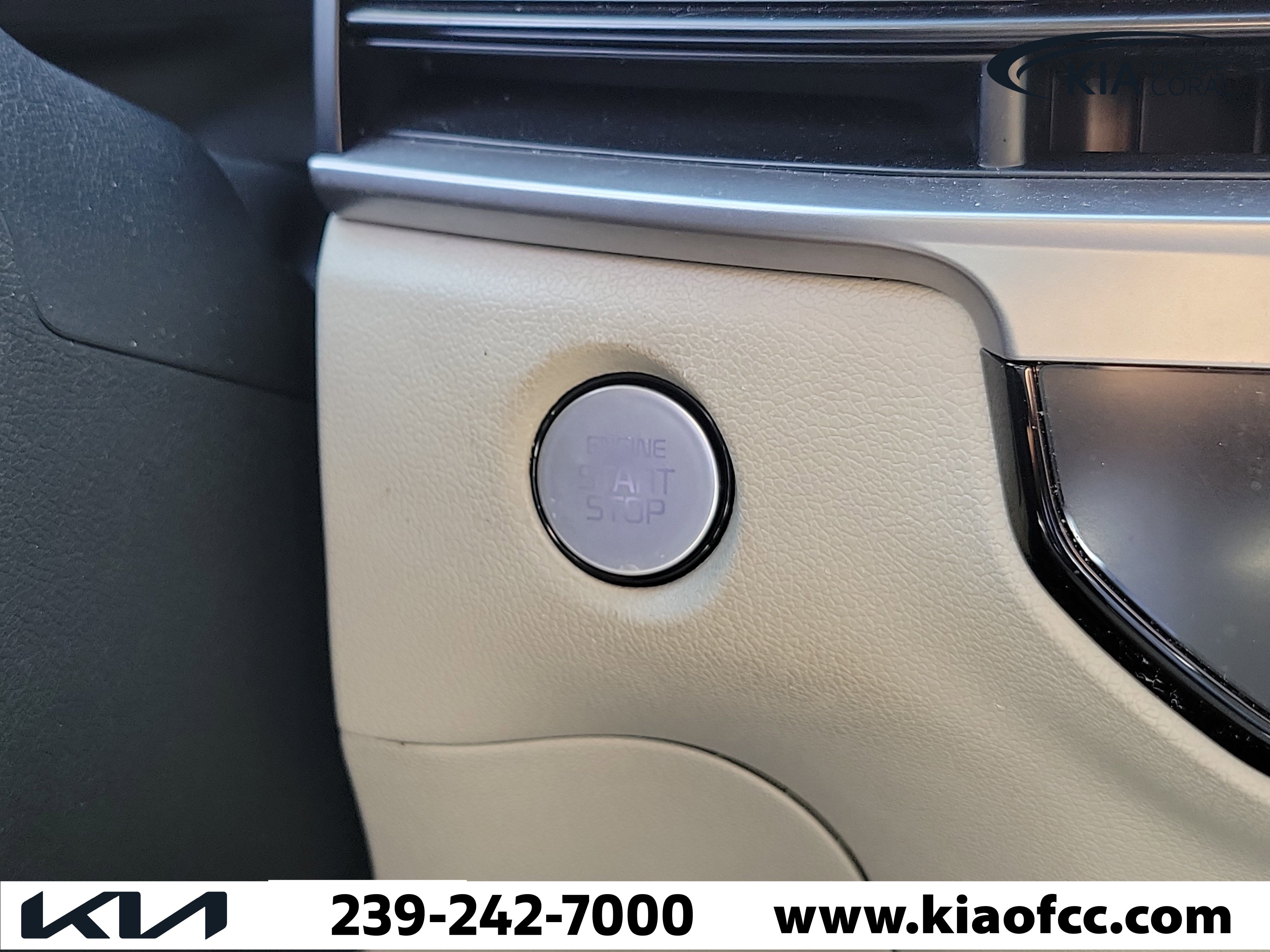 Certified 2024 Kia Sorento S w/ Panoramic Sunroof Package FWD image 31