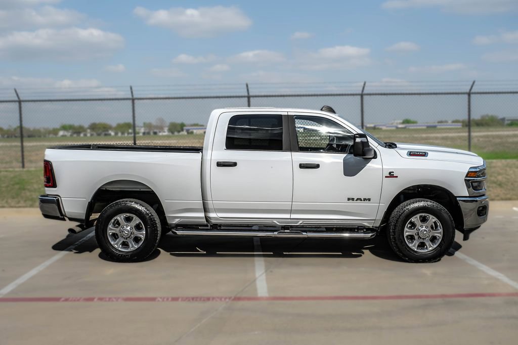 Used 2025 RAM 2500 Big Horn AWD/4WD image 6