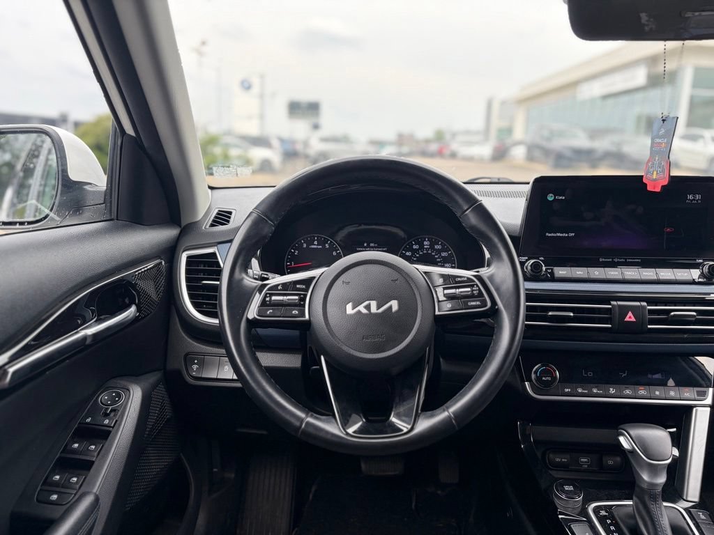 Used 2022 Kia Seltos Nightfall Edition AWD/4WD image 22