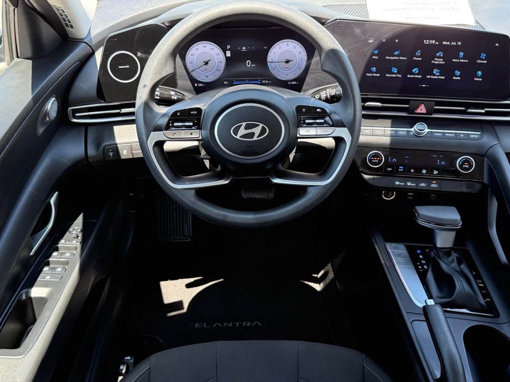 Used 2024 Hyundai Elantra SEL FWD image 17