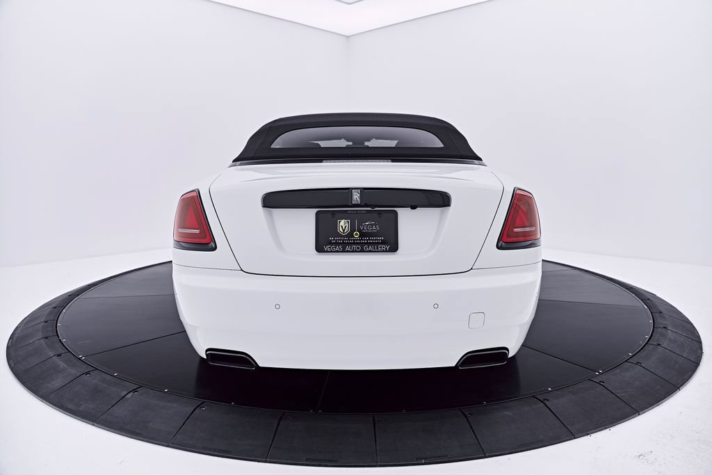 Used 2020 Rolls-Royce Dawn RWD image 15