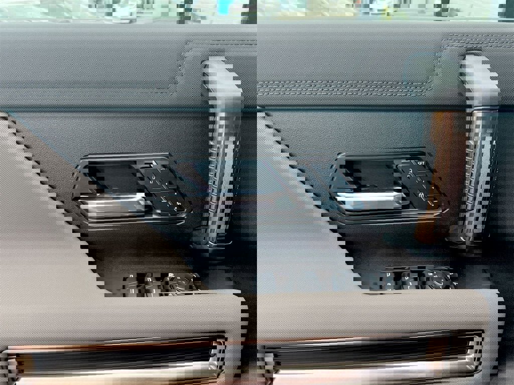 New 2025 GMC Hummer EV 2X image 20