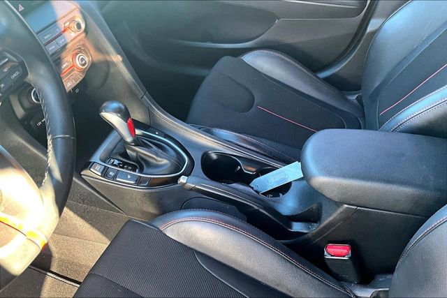 Used 2019 Hyundai Veloster 2.0 Premium image 15