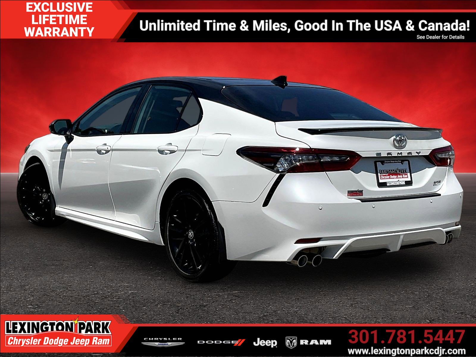 Used 2023 Toyota Camry XSE w/ Navigation Package FWD image 4