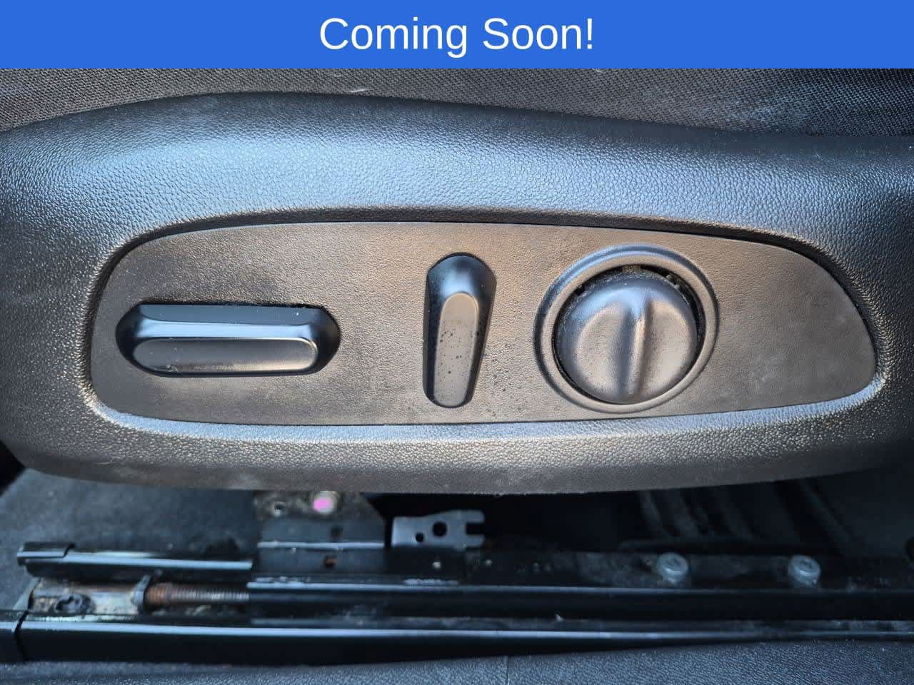 Used 2018 Chevrolet Malibu LT FWD image 17