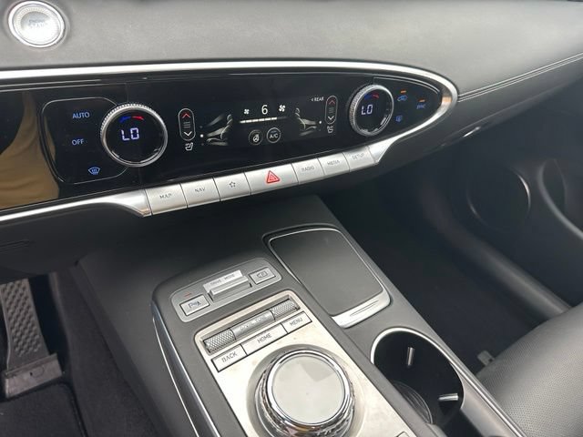 Used 2025 Genesis GV70 2.5T w/ Select Package AWD/4WD image 25