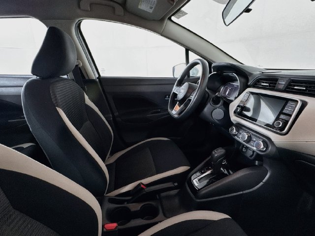 Used 2022 Nissan Versa SV FWD image 21