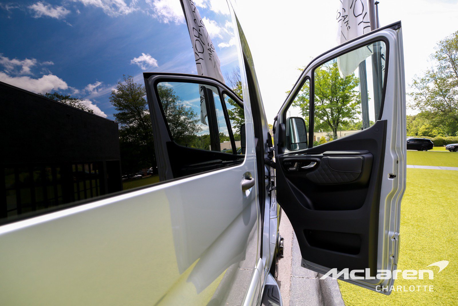 New 2025 Mercedes-Benz Sprinter 3500 image 17