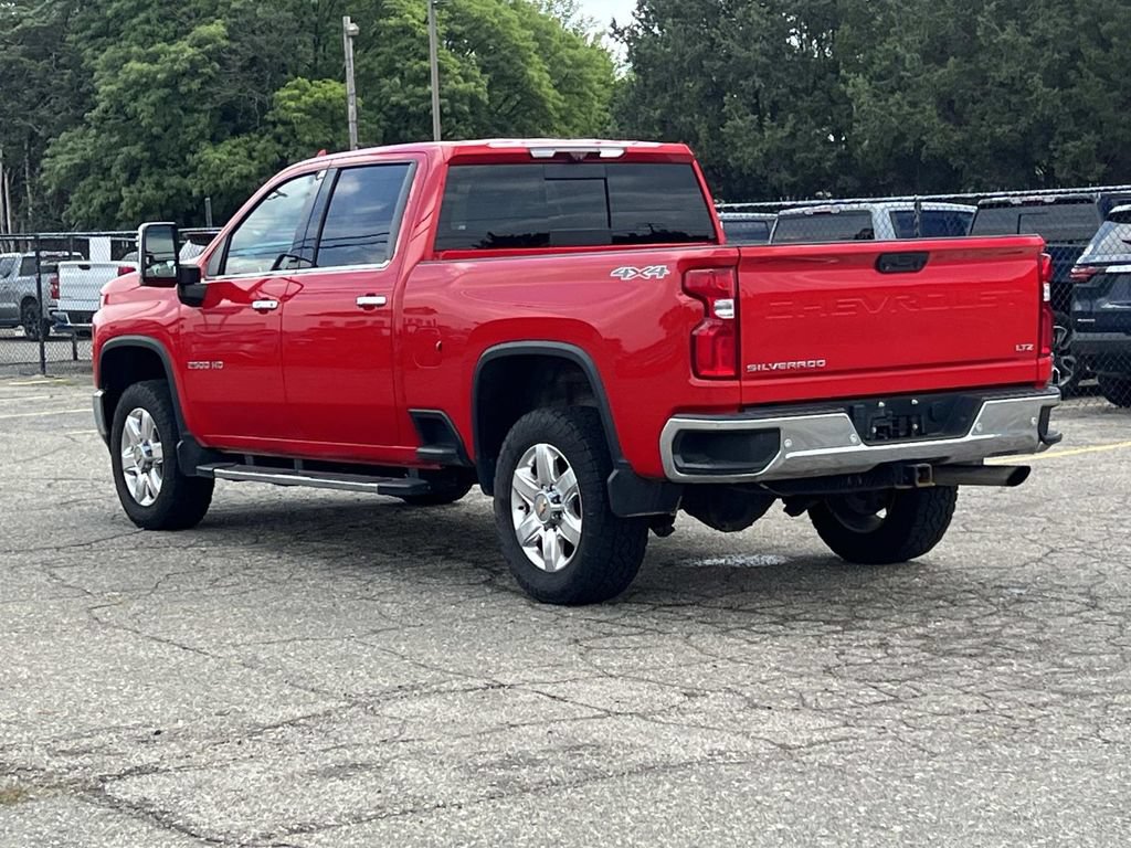 Used 2021 Chevrolet Silverado 2500 LTZ w/ LTZ Premium Package AWD/4WD image 4