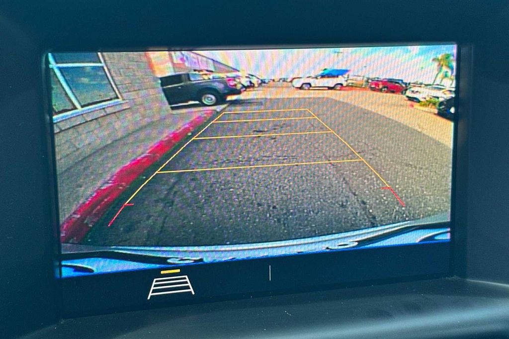 Used 2020 GMC Terrain SLE image 21