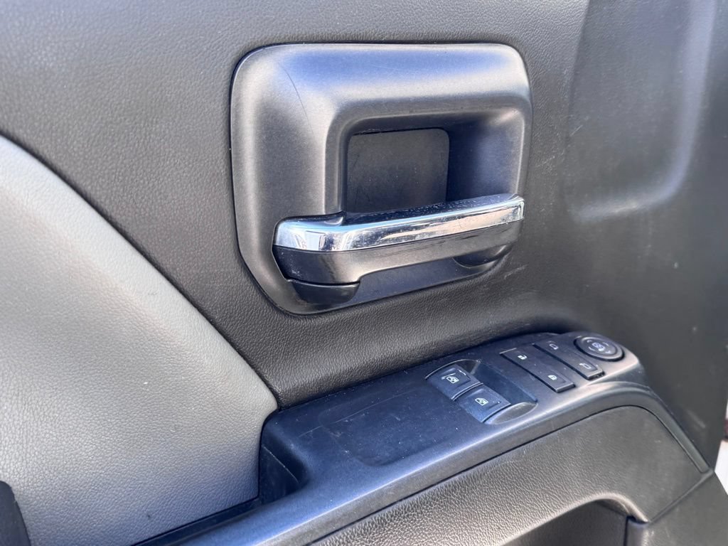 Used 2018 Chevrolet Silverado 3500 W/T w/ WT Convenience Package AWD/4WD image 11