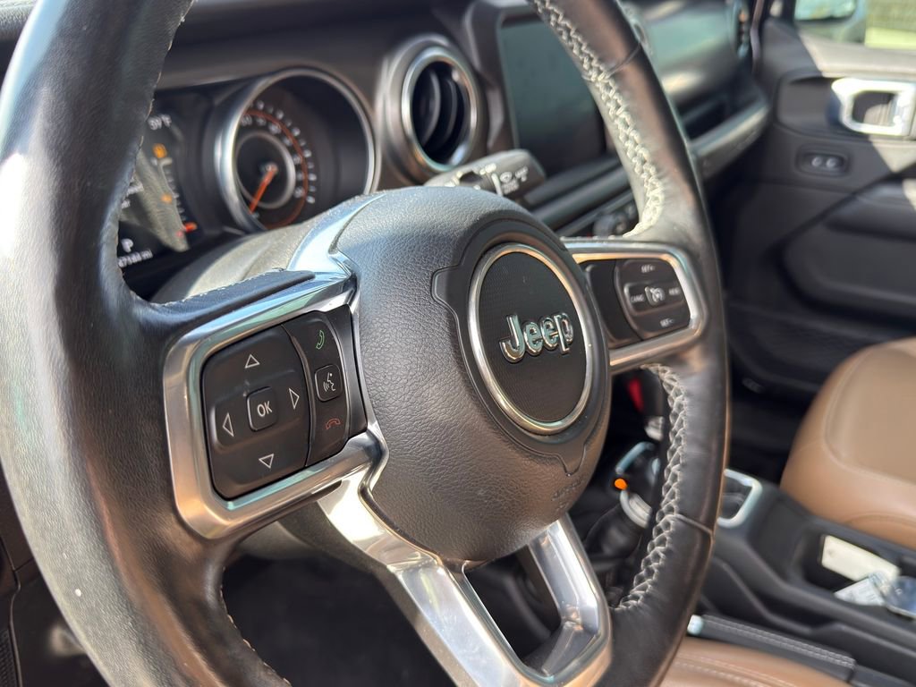 Used 2023 Jeep Wrangler Unlimited Rubicon w/ LED Lighting Group image 18