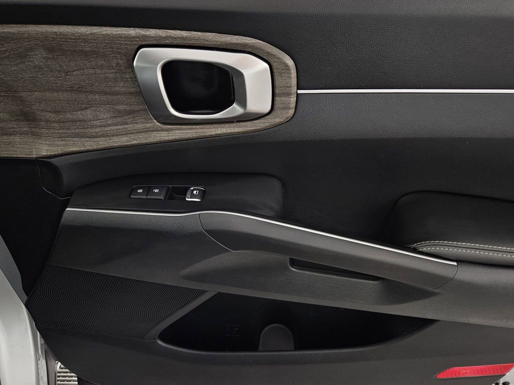 Used 2022 Kia Sorento S w/ Panoramic Sunroof Package image 31